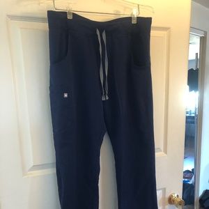 Figs Navy Medium Cargo Scrub Pants Kade 3 pairs